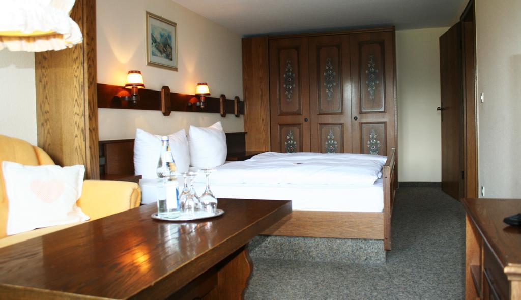 Berghotel Maderhalm Garni Όμπερσντορφ Δωμάτιο φωτογραφία
