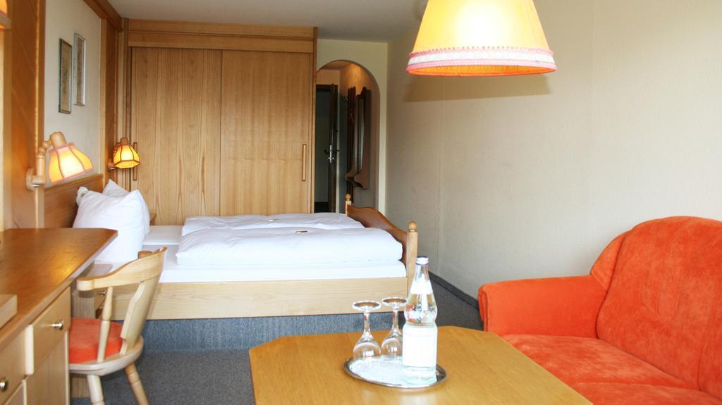 Berghotel Maderhalm Garni Όμπερσντορφ Δωμάτιο φωτογραφία